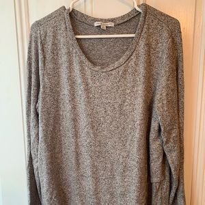 Women’s sweater. Size 2x. Worn once. Really comfy